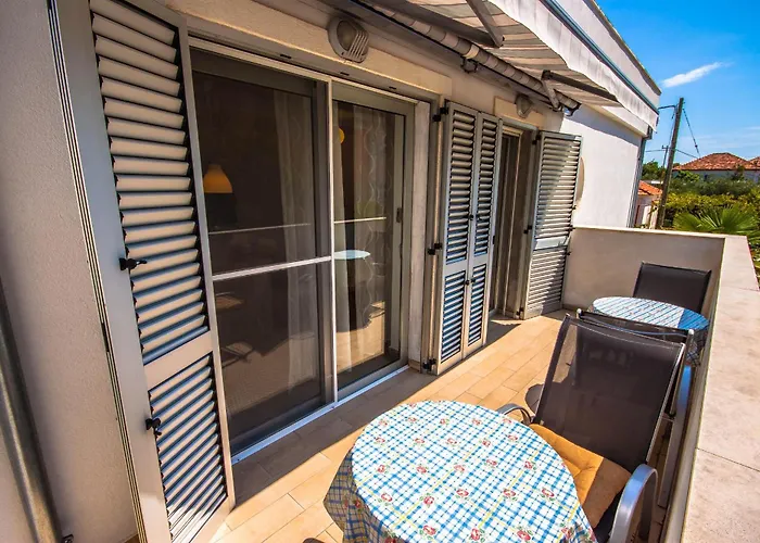 Gardelin Superior Апартаменты Задар