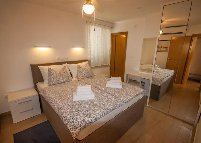 Gardelin Superior Апартаменты Задар