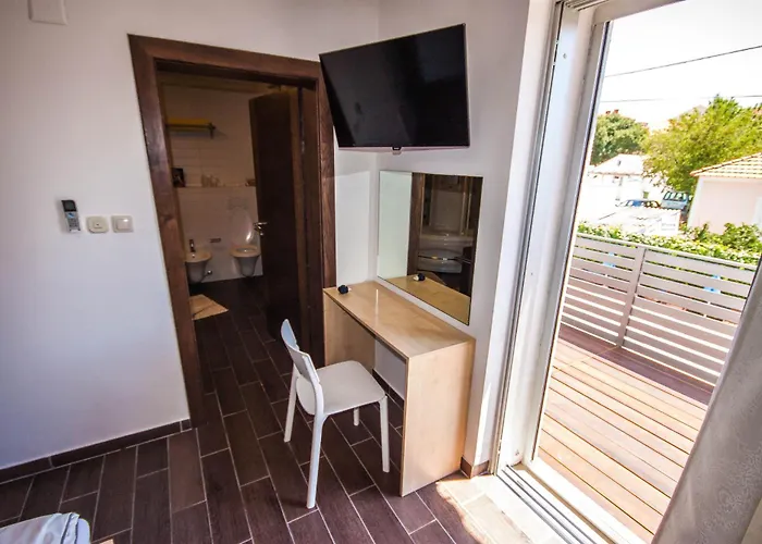 Gardelin Superior Апартаменты Задар